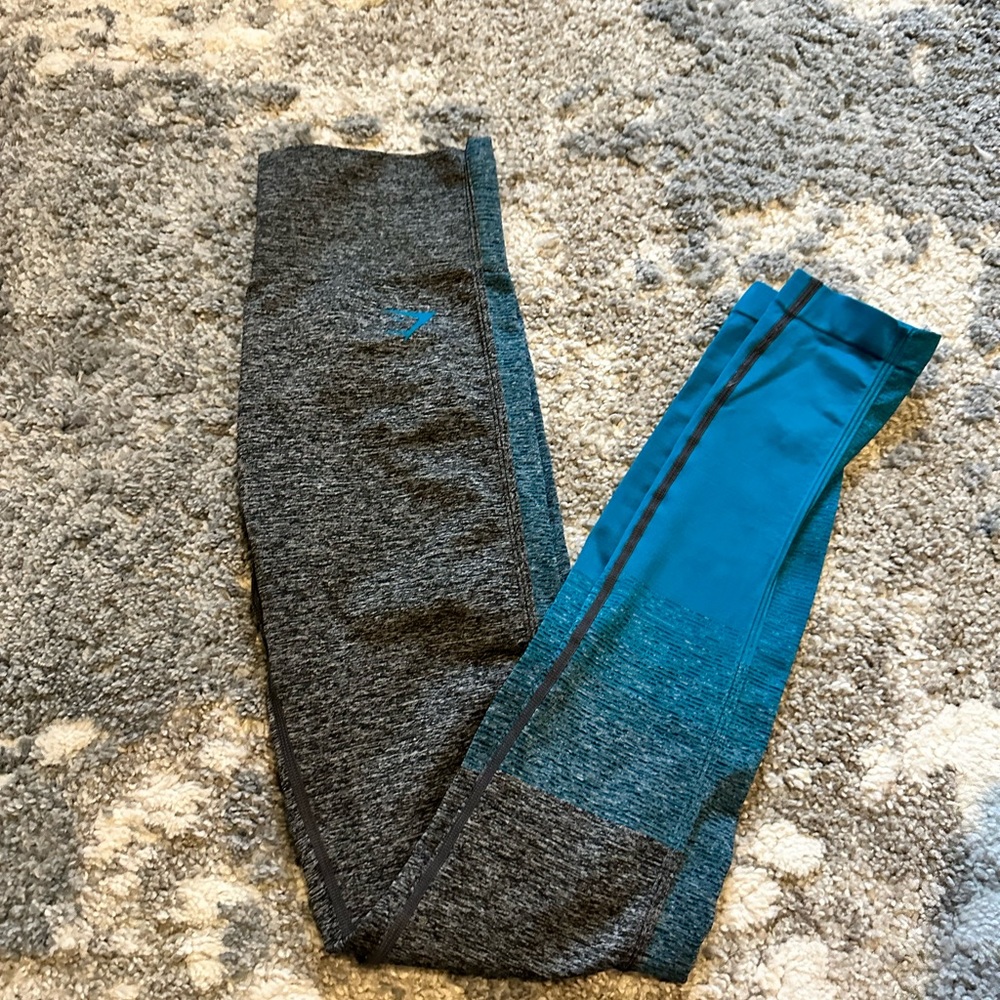 Gym Shark Set Size small. Worn a few times but still like new.